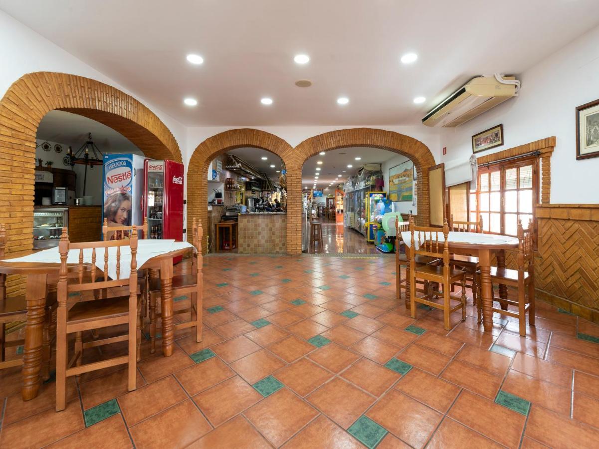 Oyo Hostal El Paisano ウトレラ エクステリア 写真