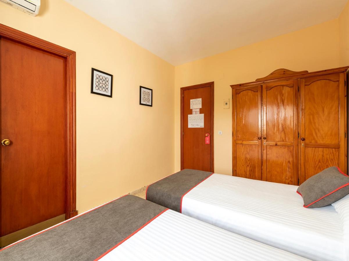Oyo Hostal El Paisano ウトレラ エクステリア 写真